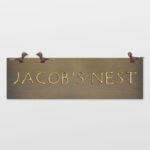 BIRDIE Signage – Customizable Nameplate For Home Entrances