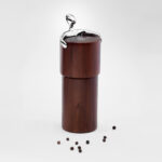 HOT PEPPER MILL – Elegant Pepper Grinder for Dining Table