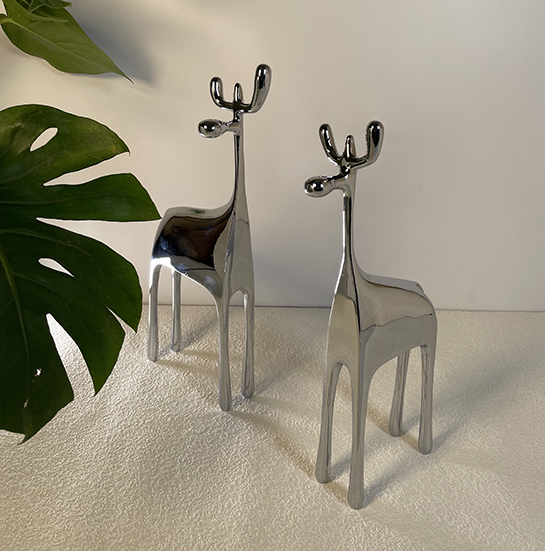 DEAR DEER – Playful Brass Table Sculpture For Whimsical Decor