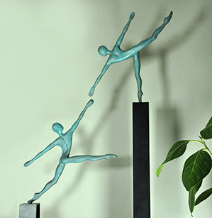 CAHOOT – Contemporary Brass Sculpture For Home Accent Decor